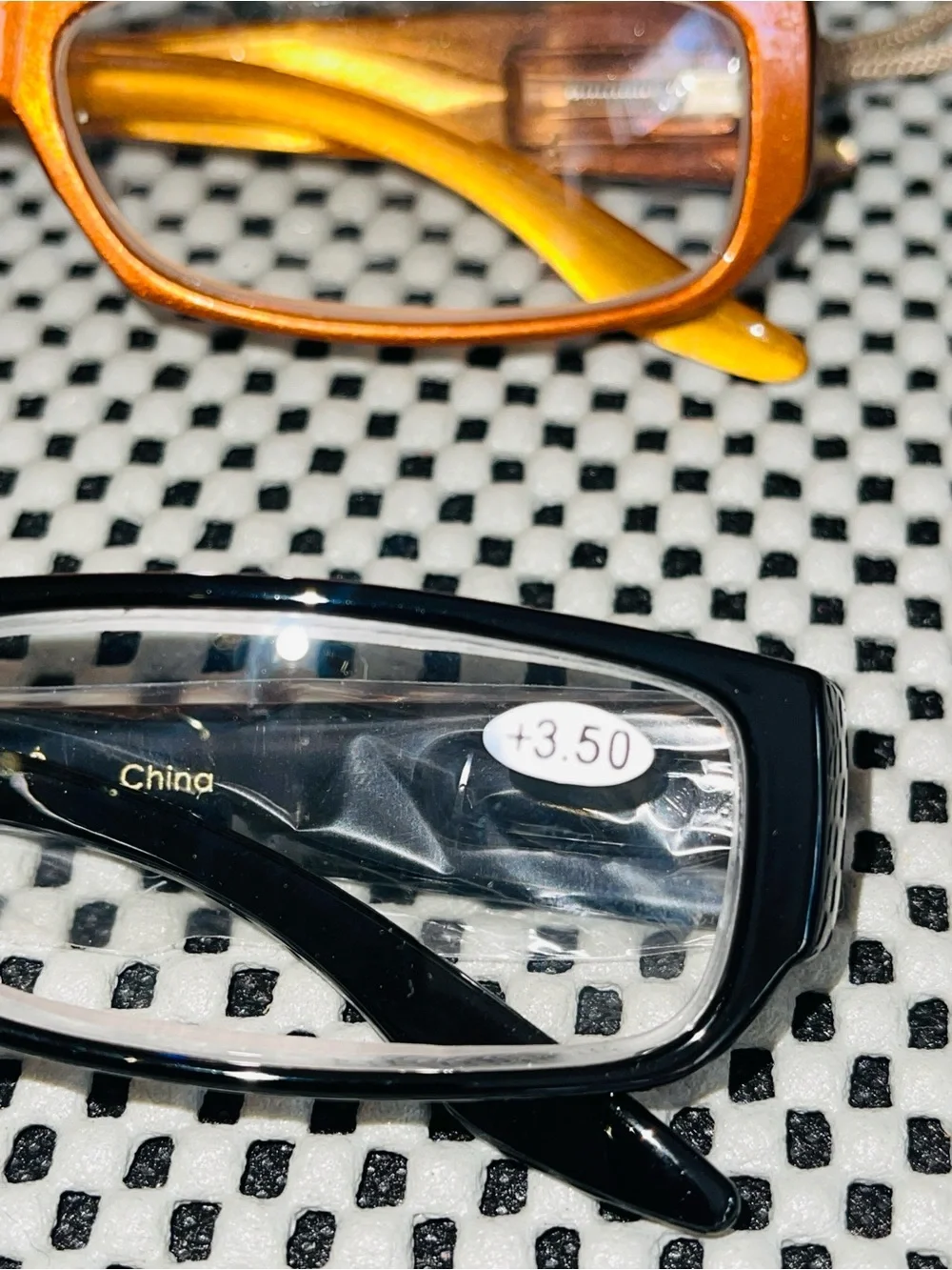 Lot of 6 Joy Mangano +3.50 Reading Glasses with Matching Soft Cases Spring Hinge